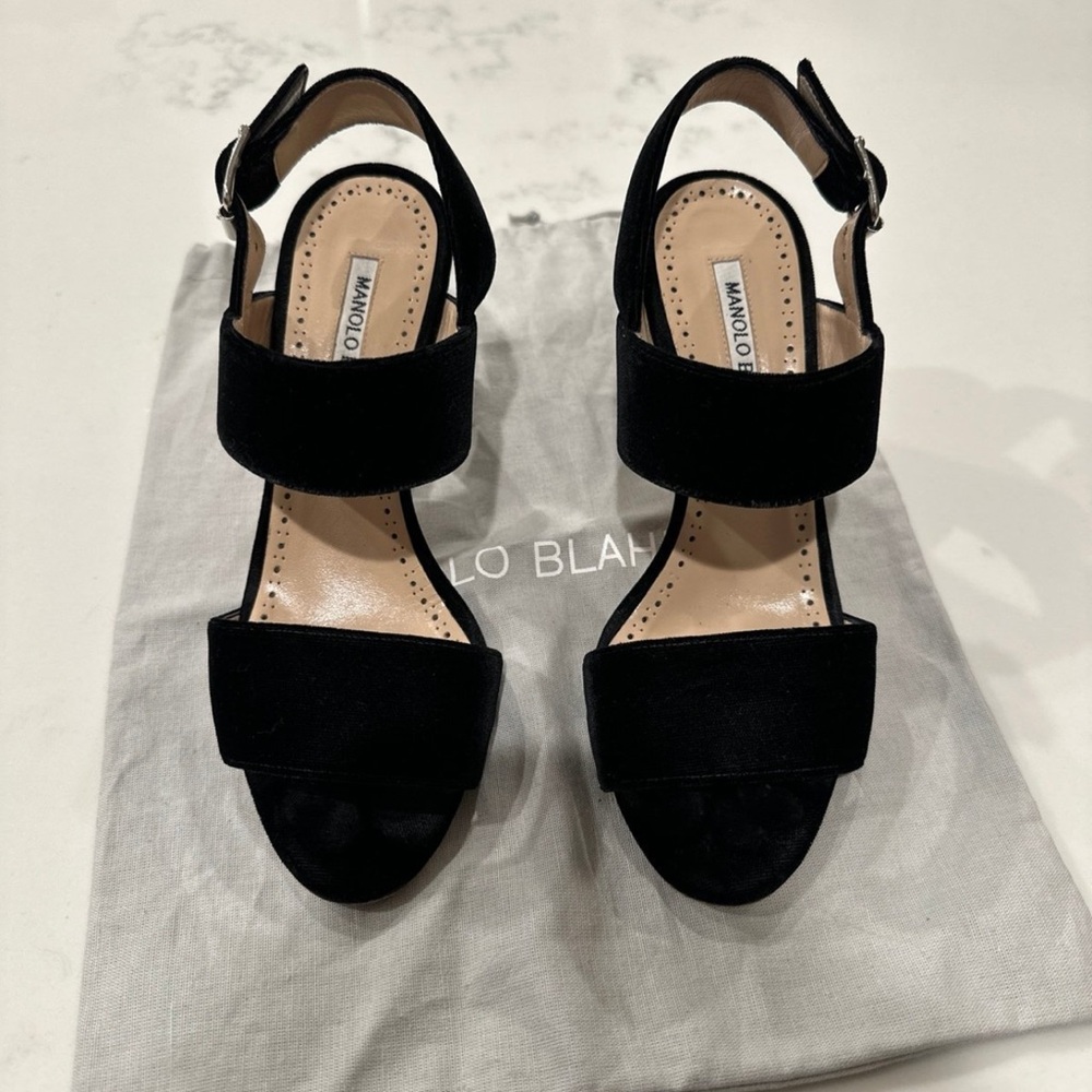 Manolo Blahnik black velvet khan sandals